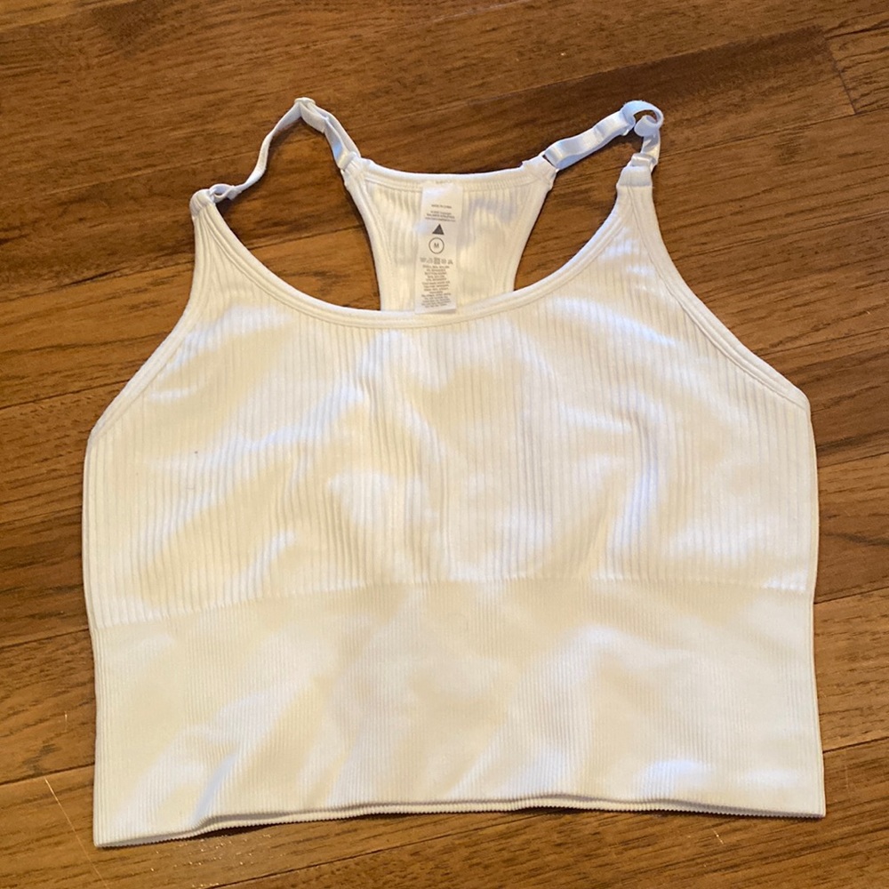 White Athleta Balance bra. Size med